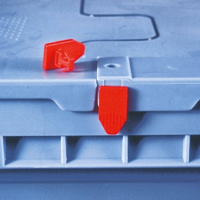 Detailansicht Großbehälter MB mit Plomben verschlossen Detailansicht Großbehälter MB mit Plomben verschlossen