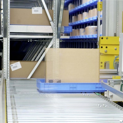 Foto Laufeigenschaft des Tablars Foto Laufeigenschaft des Tablars