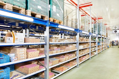 Foto Palettenregal-System PRO mit Breitgang, Referenz La Provencale Luxemburg Foto Palettenregal-System PRO mit Breitgang, Referenz La Provencale Luxemburg