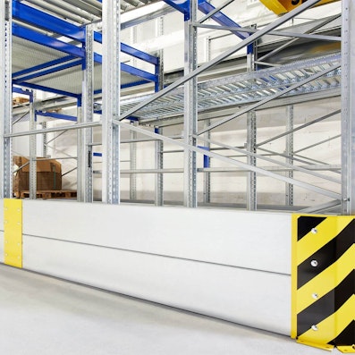 Detailansicht Stützplanke mit Mittelpfosten für Palettenregal-System PRO Detailansicht Stützplanke mit Mittelpfosten für Palettenregal-System PRO