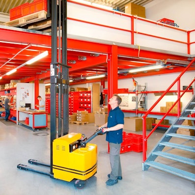 Foto Bühnensystem, Referenz Ruko Foto Bühnensystem, Referenz Ruko