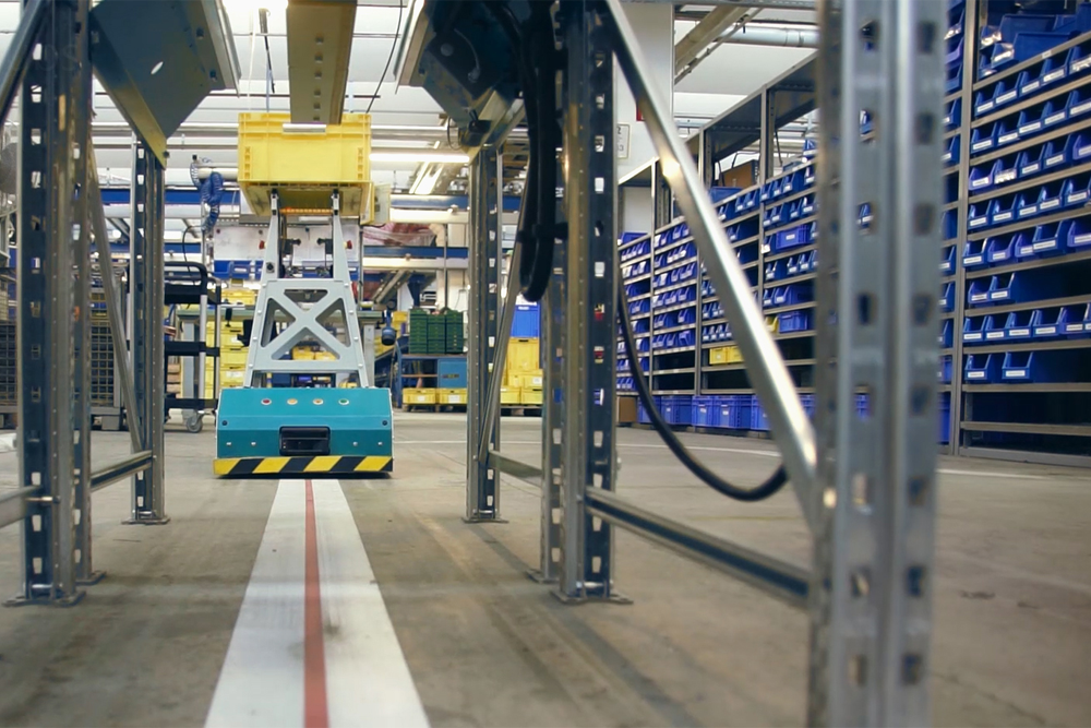 AGV LEO Locative van BITO in KANBAN productieomgeving